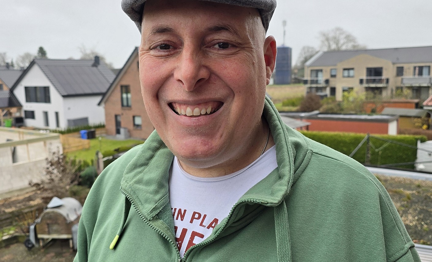 portrait-petersen-lächeln-patient