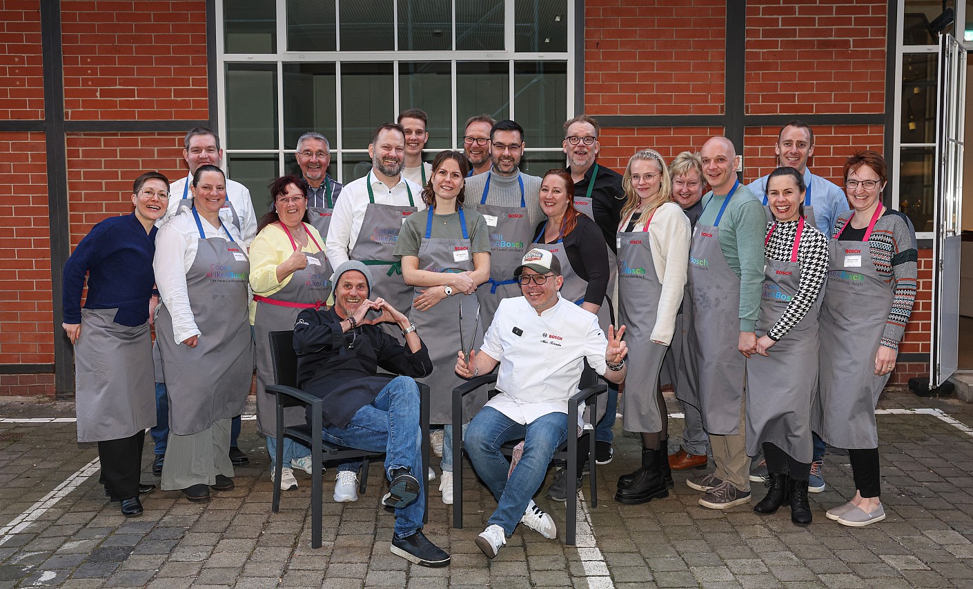 gruppenbild-kochevent-verlosung-gruppe-verlosungsaktion