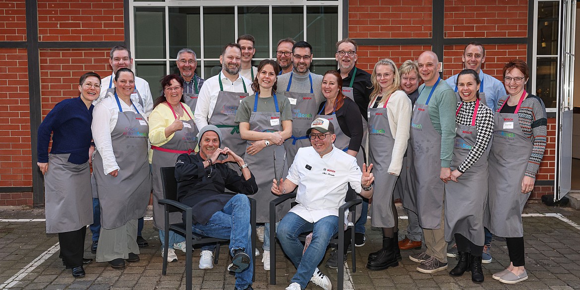 gruppenbild-kochevent-verlosung-gruppe-verlosungsaktion