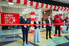 gruppenfoto-eröffnung-alexa-eröffnen