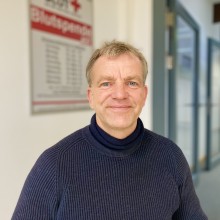 PD Dr. rer. nat. Jürgen Luhm - DRK Blutspendedienst Nord-Ost